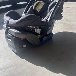 Graco Snugride Snuglock 35 Car Seat