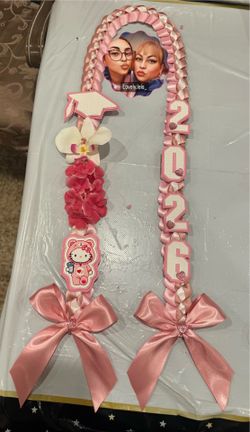 Graduation leis