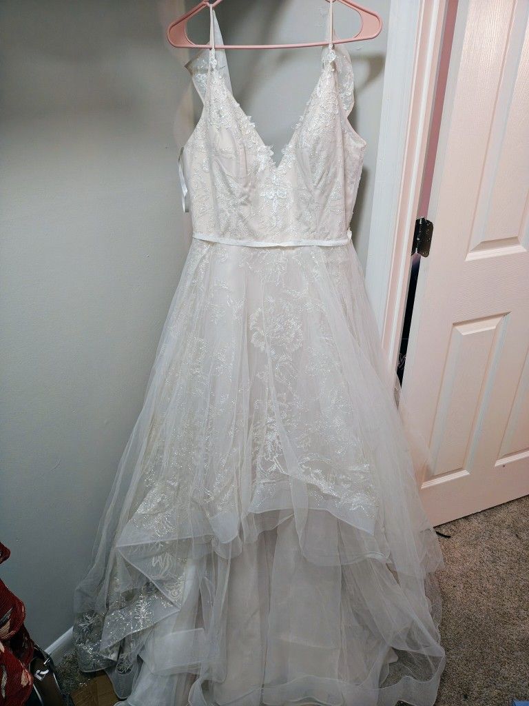 David's Bridal Wedding Dress