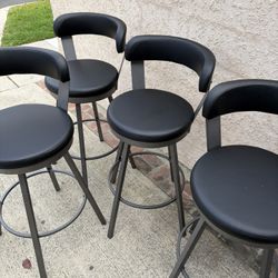 4 Swivel Bar Stools