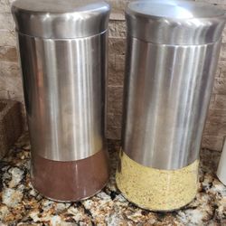 Food storage canisters