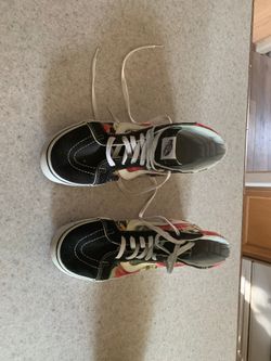 Hawaiian Vans Size 8.5 like new