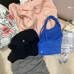 👩 woman 🧍‍♀️ clothes size small really nice clothes good brands