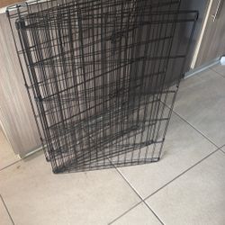 🐶 Foldable Metal Dog Crate / Playpen Panels – Great Condition