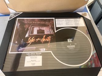 Biggie small record album wall art