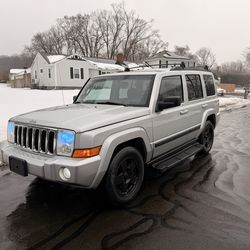 Jeep commander 4x4 low miles trade 3rd row seat