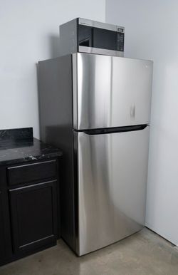 Refrigerator LG