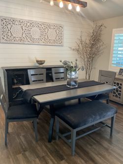 Dinning Table