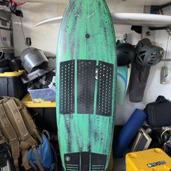 5’7 Propper Surfboard Carbon Fiber
