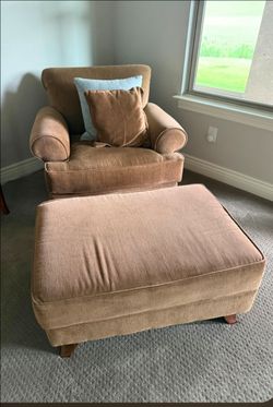 Single sofa