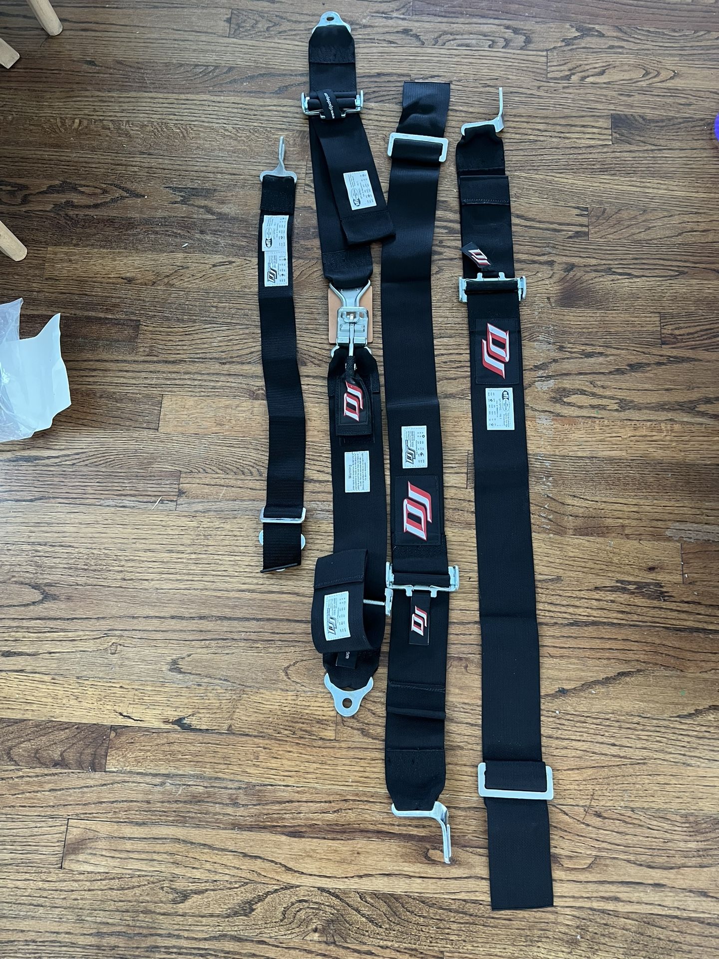 DJ Safety 5 Point 3" Latch Style Harness Black Wrap Around SFI 16.1