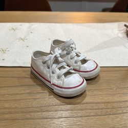 Converse Size 6