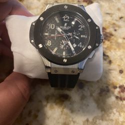 Mens Watch- Very Classy- Brand New And Never Worn