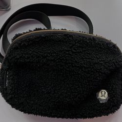 Lulu Lemon Belt Bag