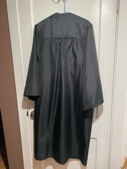 graduation gown