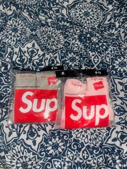Supreme x Hanes Cushion Crew Socks 2-Pack