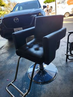 Salon  chair