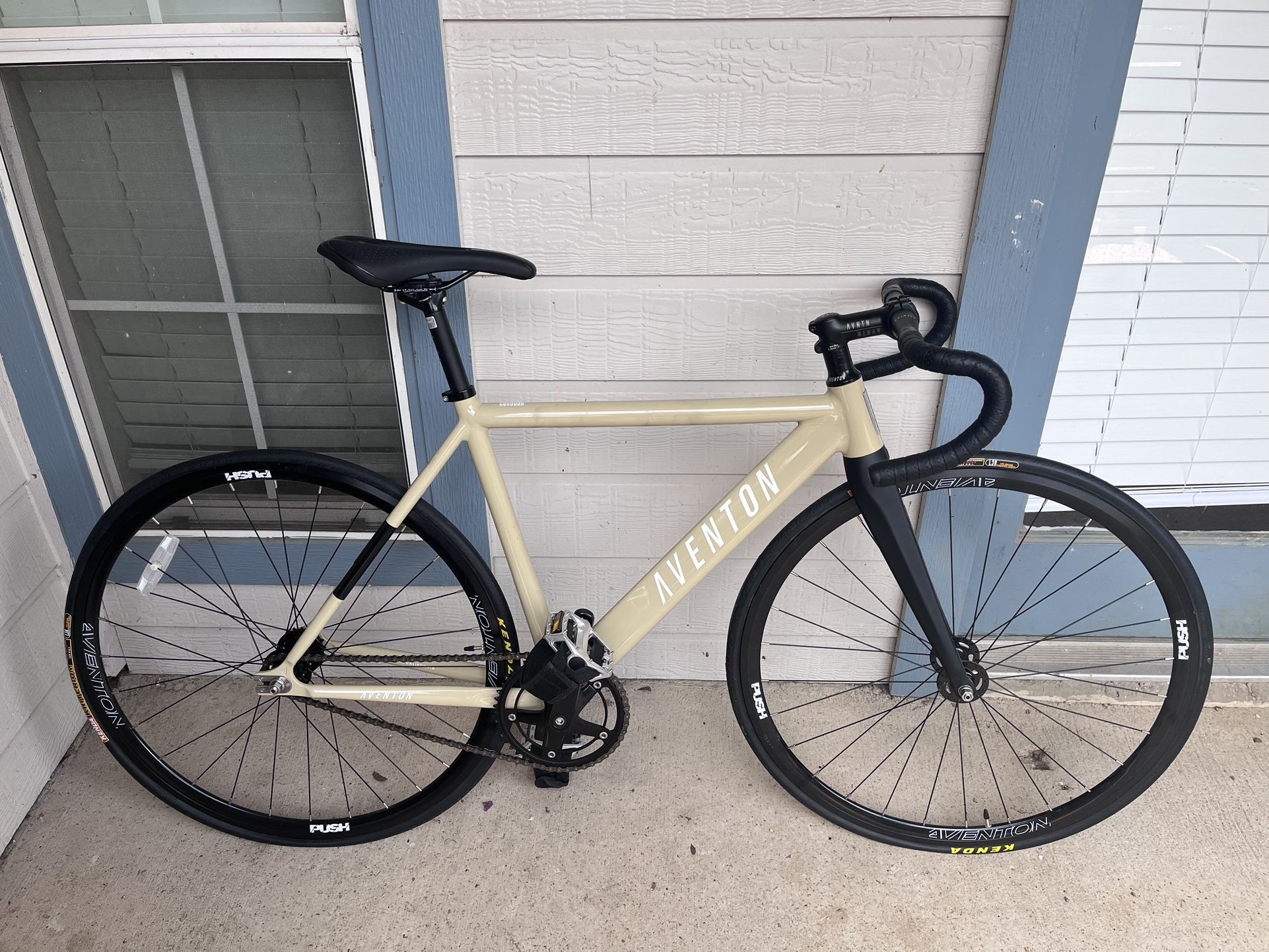 Aventon Cordoba Fixed Gear Bike
