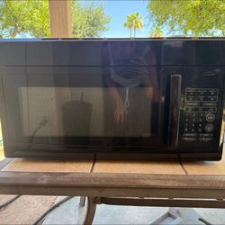 Microwave And Dishwasher 