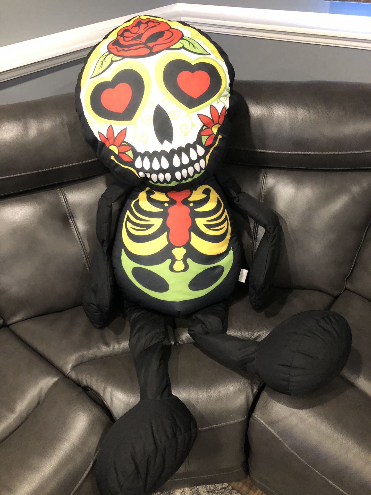 Giant stuffed skeleton 5.8FT 