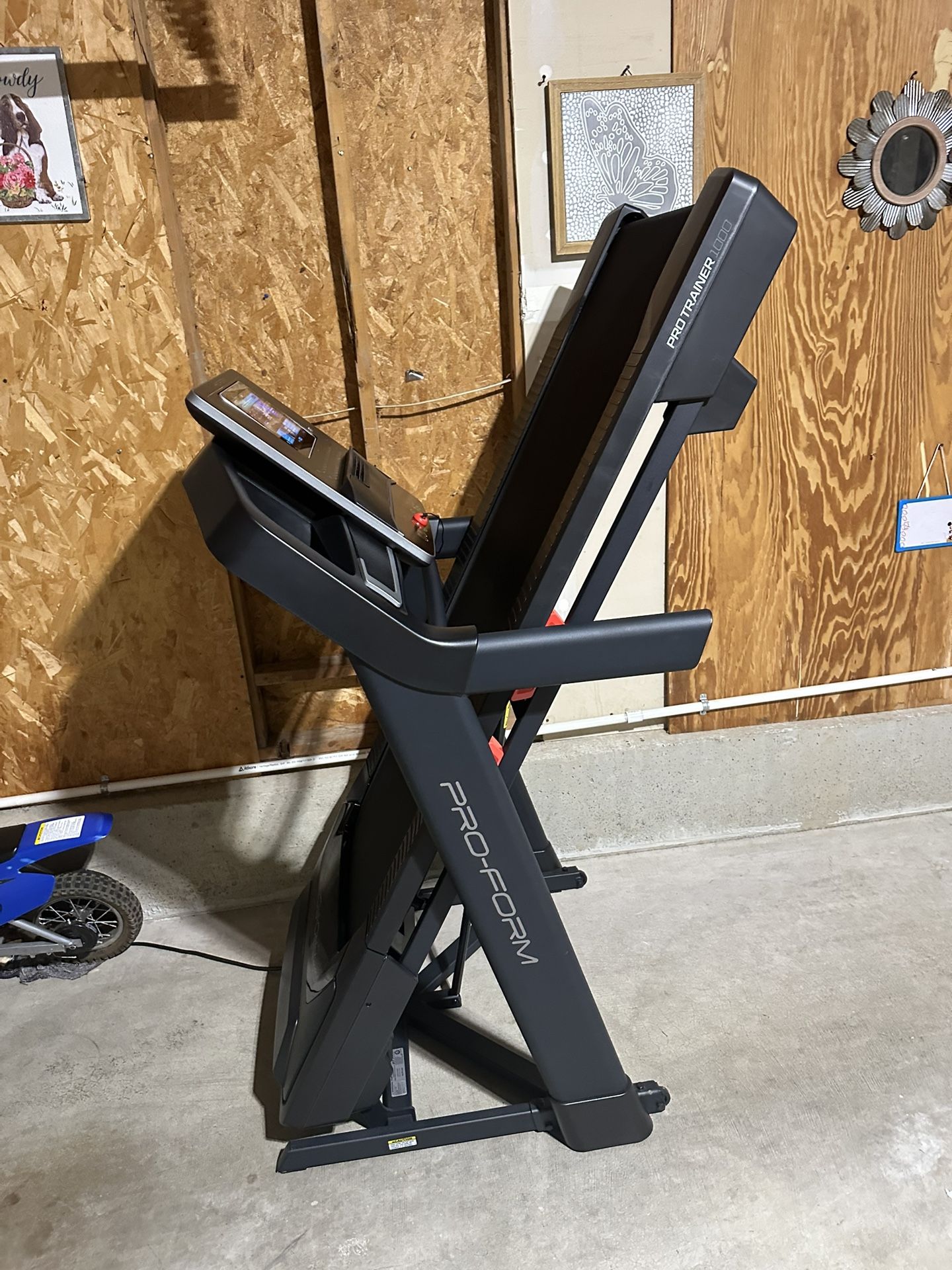 ProForm Pro Trainer 1000 Treadmill