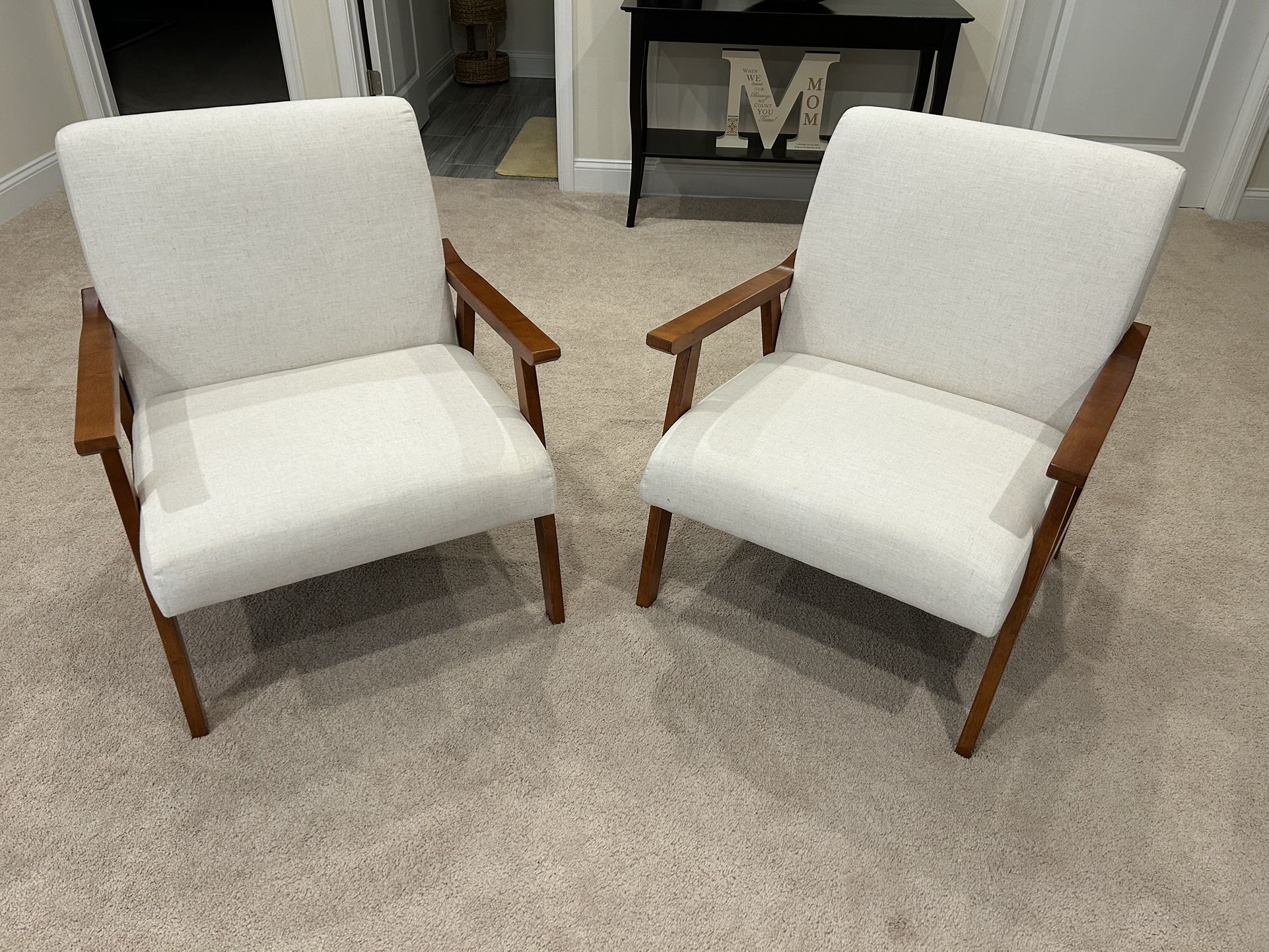 Accent Chairs