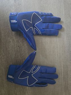 Under Armour football gloves (used) but still nice. Medium