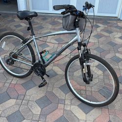 Schwinn Fordham Bike [Price Negotiable]