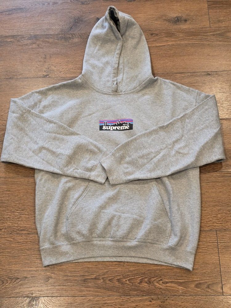 Some Notice, Some Know This Supreme Hoody, Sz L