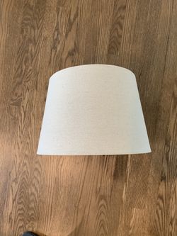 Beige/taupe lamp shade with top