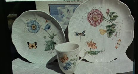LENOX Butteryfly Meadow 18 Peice Dish Set