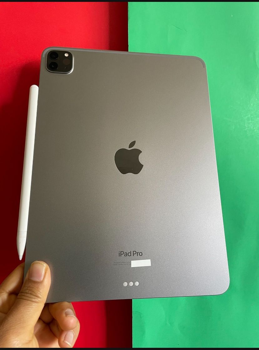 128GB Apple IPad Pro 11” 4th Generation (2022 Model / M2 chip ) with Keyboard, pen & Accessories (256gb /512GB)