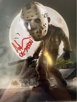 Jason 11x14 photo signed by Ari Lehman