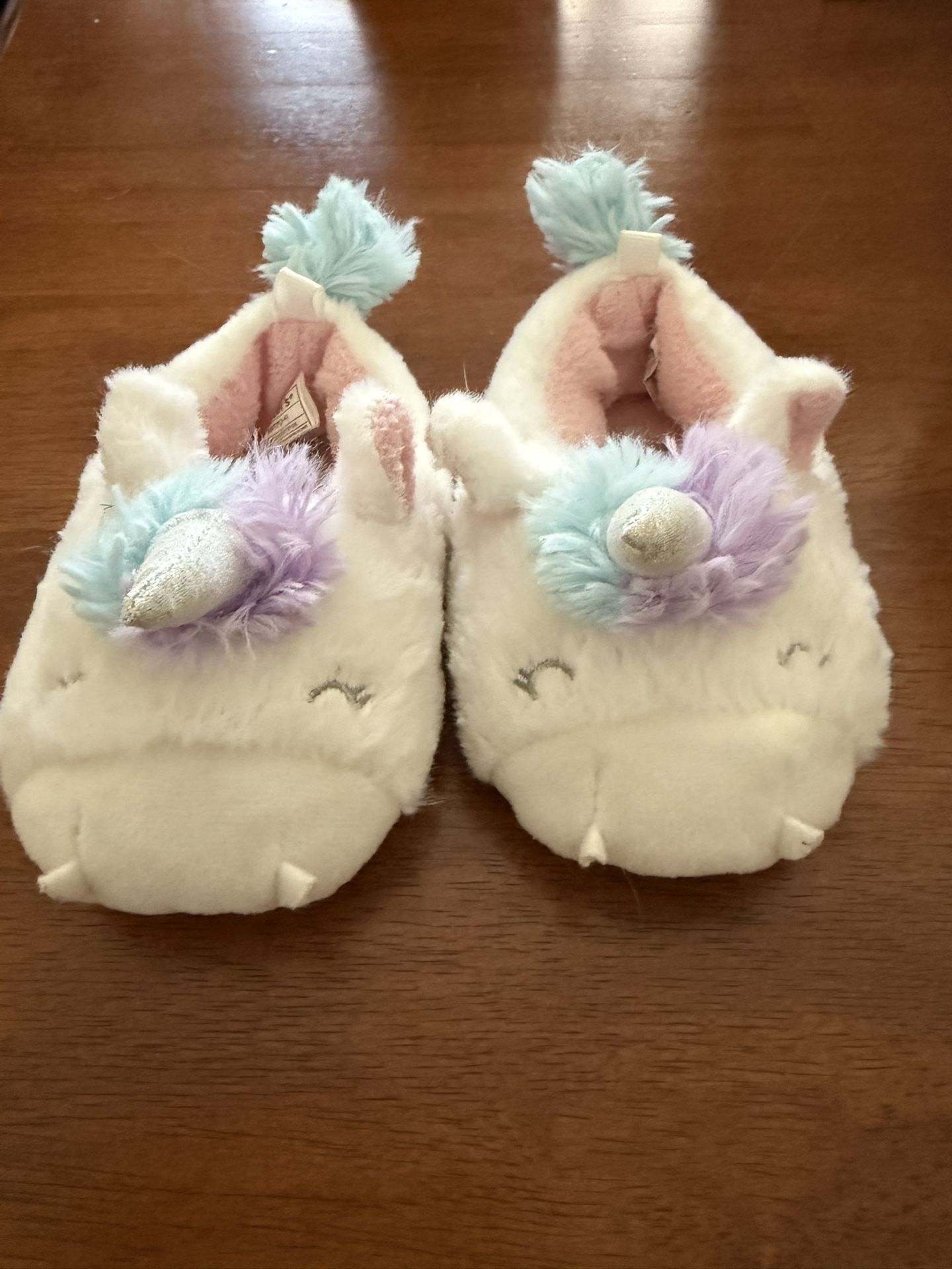 Toddler unicorn slippers