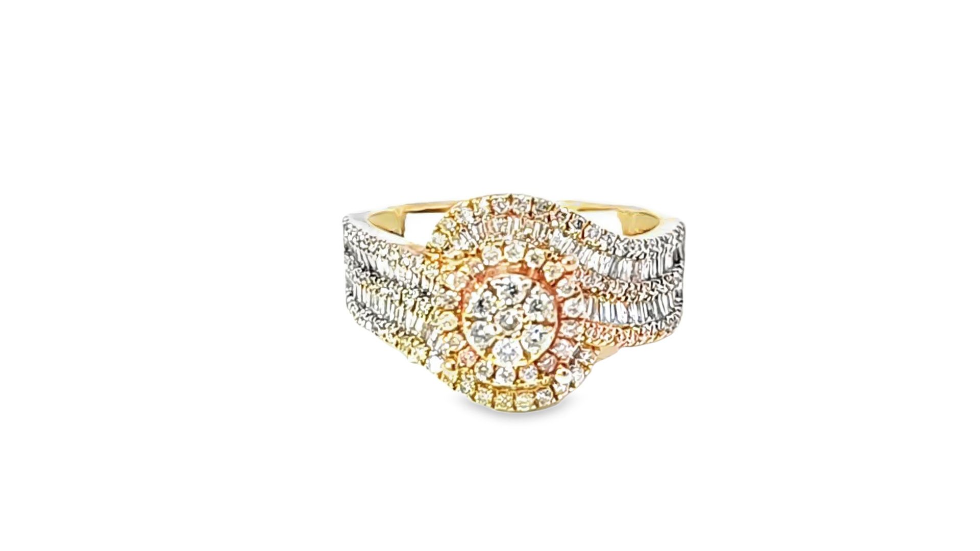 Elegant Diamond Ring 10K Yellow Gold 1.50ctw Diamonds