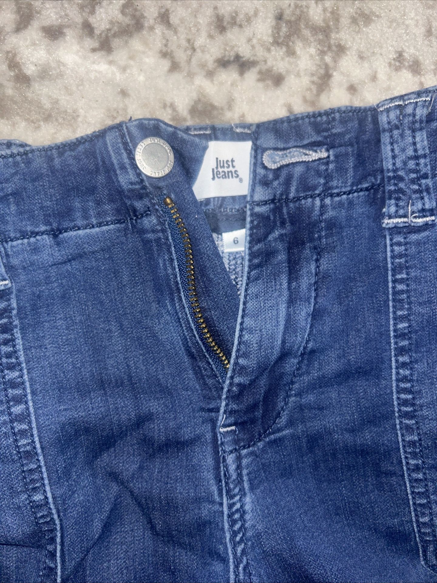Just Jeans Comfortable Skinny Straight Stretchy Jeans