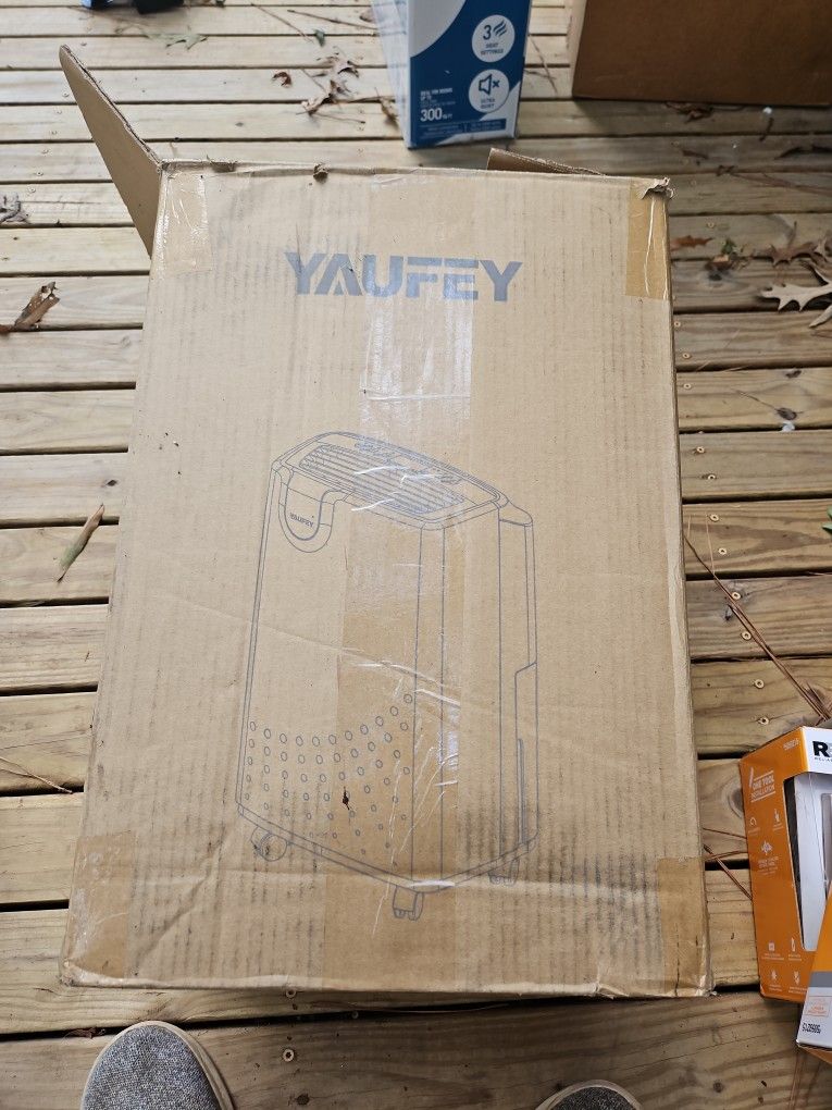 Dehumidifier 