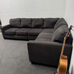 50% OFF Adjustable Black Sectional Couch - We Can Deliver