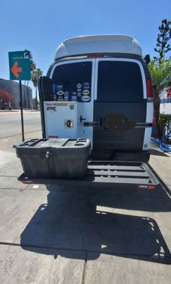 Hinch  Cargo Carrier