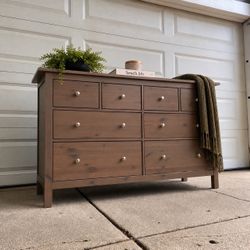 Solid Wood 8-Drawer Dresser, Gray-Brown Finish w/ Silver Knobs