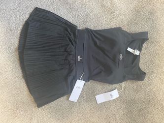 Alo Skirt Set