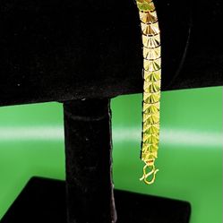 24 Karat Gold Fan Bracelet 