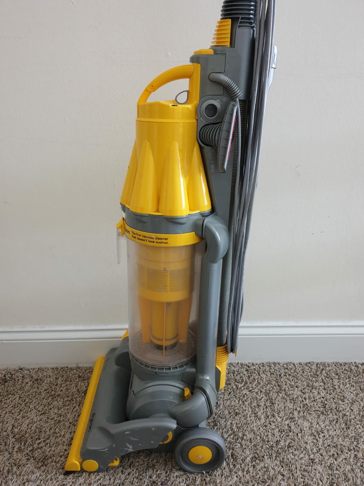 Dyson DC07 Vacuum cleaner