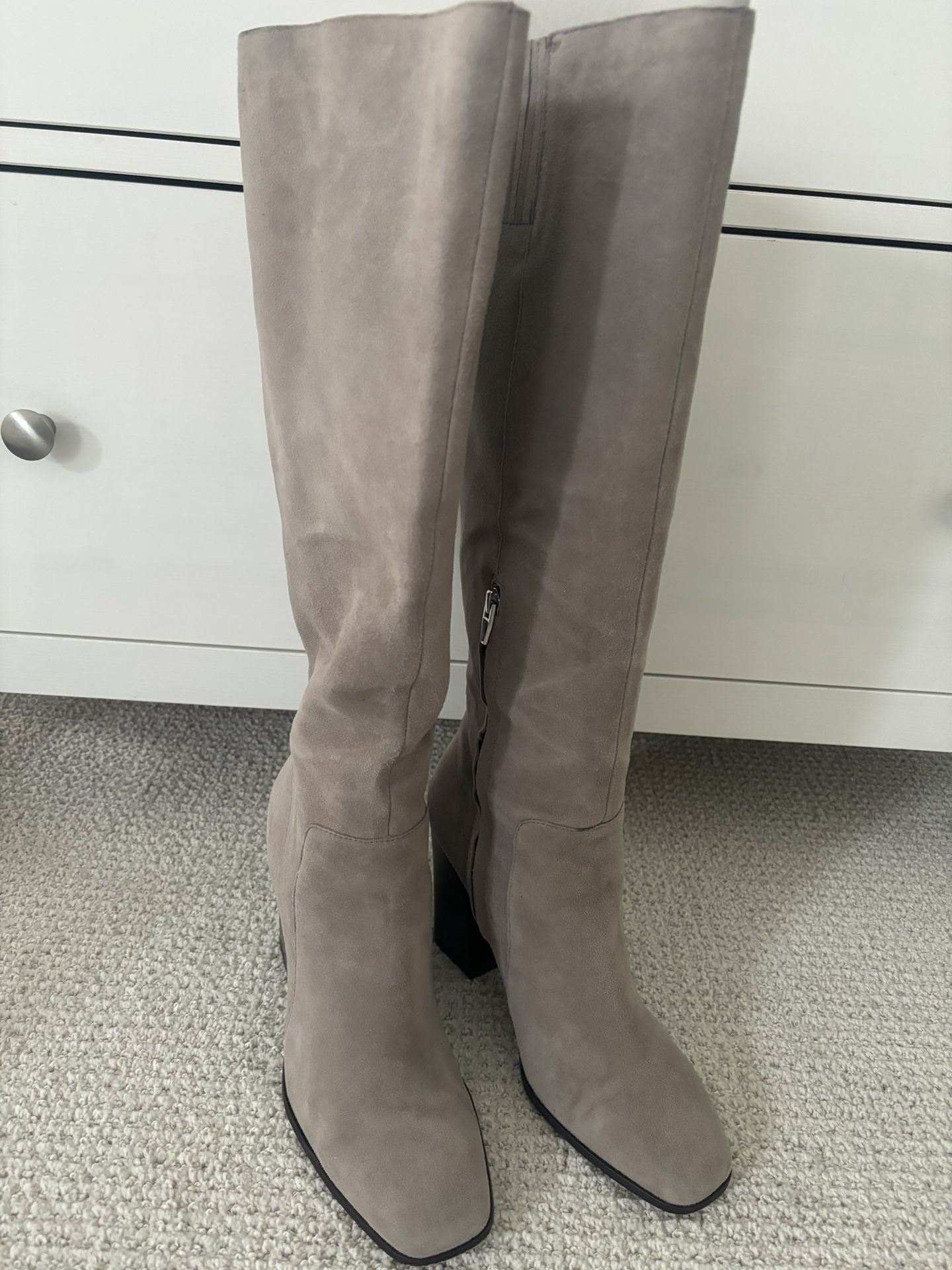 Dolce Vita Kasidy knee-high boots Size 8