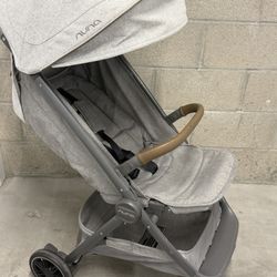 Nuna Trvl Stroller