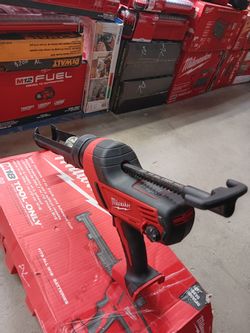 Milwaukee
M18 18V Lithium-Ion Cordless 10 oz. Caulk and Adhesive Gun (Tool-Only