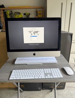 White L Desk w/Apple 2-in-1 Desktop Computer
