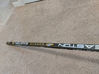 Easton Z Bubble Junior Hockey Shaft Stick JR for Sale in Tarpon Springs, FL  - OfferUp