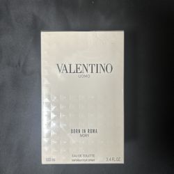 Valentino Born In Roma “ivory”