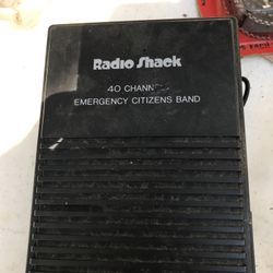Radio Shack 40 Channel Hand Held CB Radio 